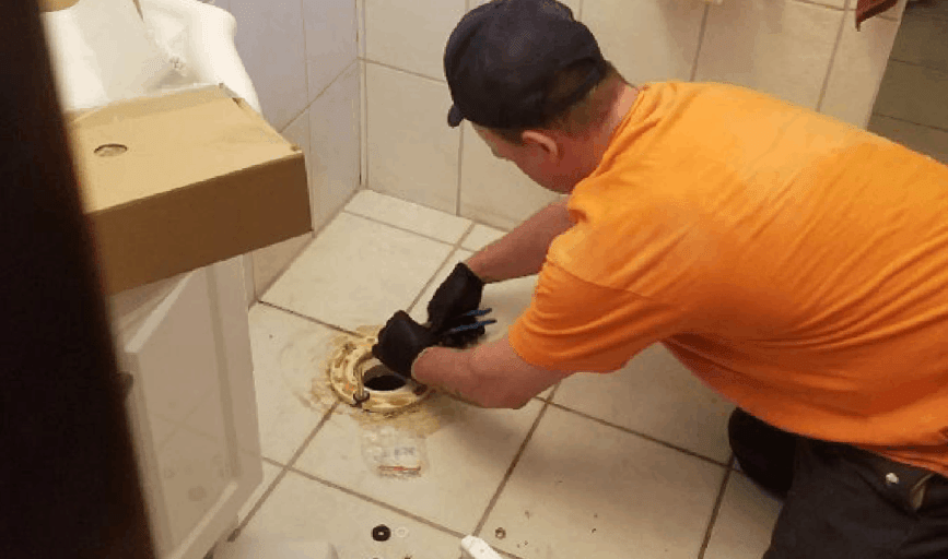PLUMBING SERVICE